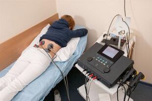 Elektroforeza za liječenje bolova u donjem dijelu leđa i ublažavanje upalnog procesa